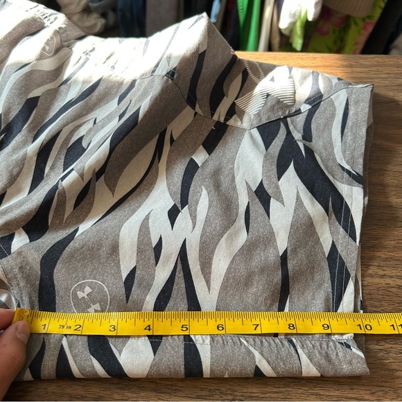 ❤️ Under Armour Heat Gear Board Shorts Mens 32 Tiger Camo Loose Drawstring ECU - Picture 8 of 8